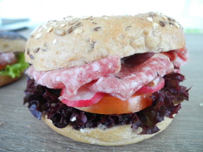 Bagel Salami