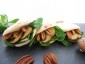 Mini Pita Pilze, Nüsse und Nüsslisalat