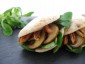 Mini Pita Pilze, Nüsse und Nüsslisalat