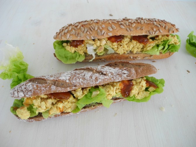 Sandwich Chicken Curry