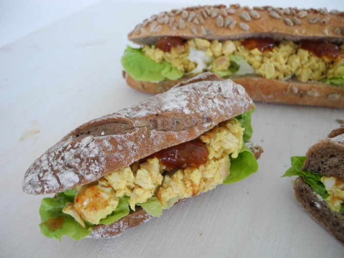 Sandwich Chicken Curry
