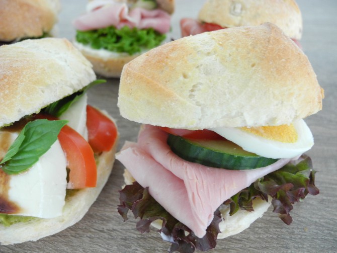 Platte Partybrötchen
