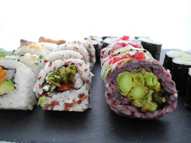 Platte Sushi vegetarisch