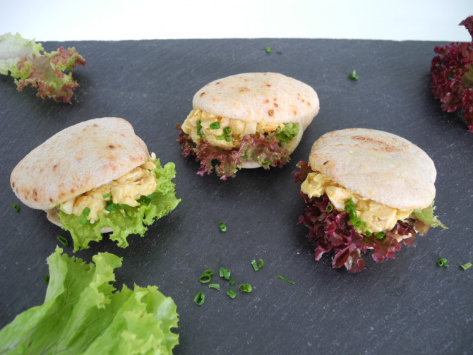 Mini Pita Chicken Madras