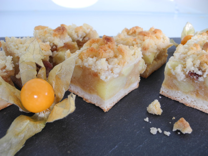 Apfelkuchen mit Butterstreuseln
