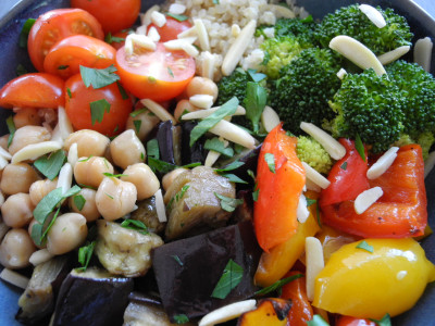 Fitness Quinoa Bowl vegan und glutenfrei