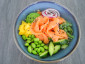 Poke Bowl mit Sashimi Lachs