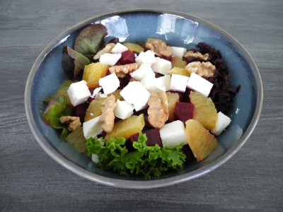 Randen-Walnuss-Salat mit Feta