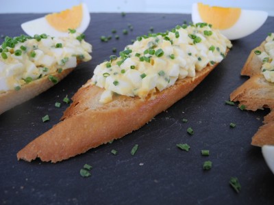 Lunchcrostini Ei