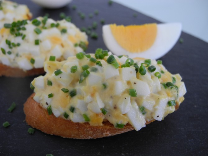 Crostini Eiersalat