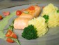 Lachs mit saisonalen Beilagen