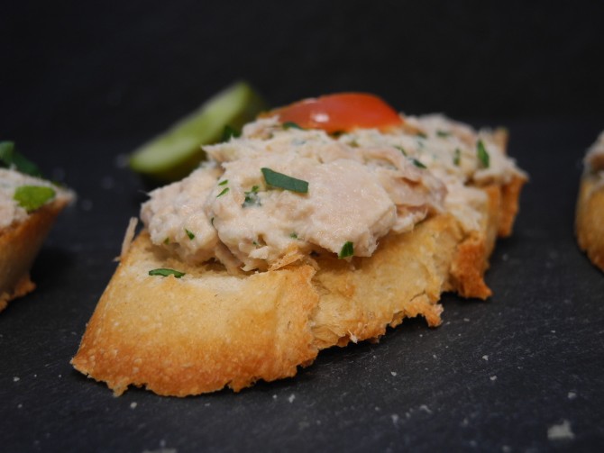 Crostini Thunfisch