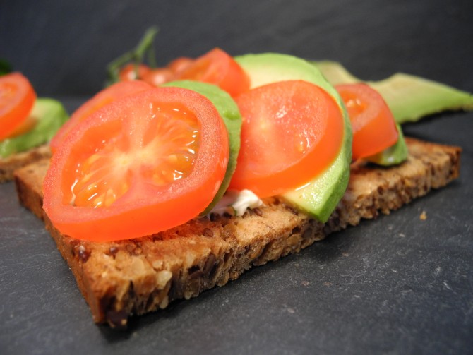 Canapé Avocado Cherrytomate