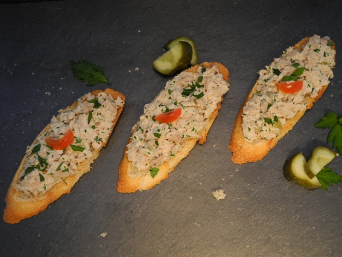 Lunch Crostini Thunfisch