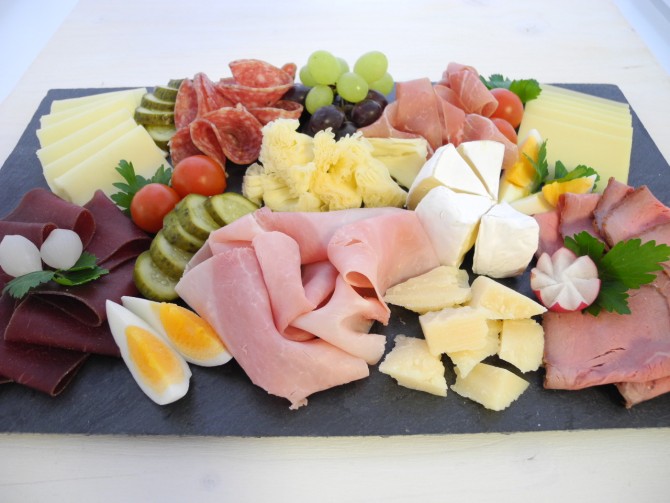 Platte Fleisch-Käse, klein