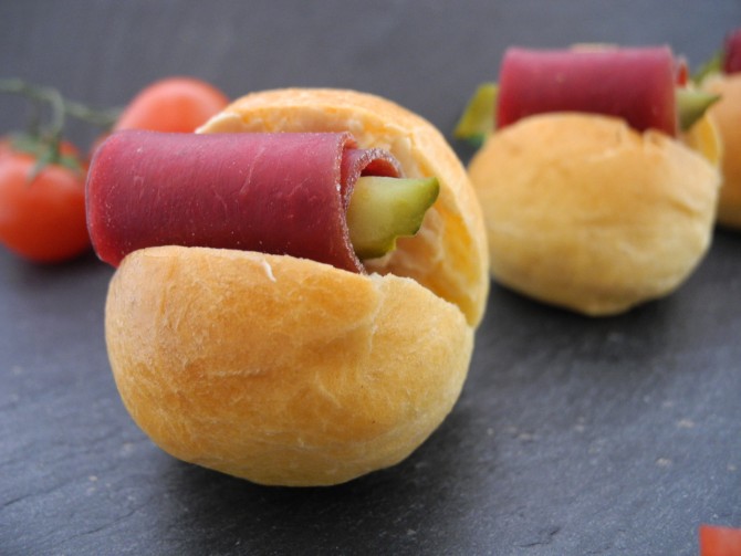 Mini Brioche Bündnerfleisch