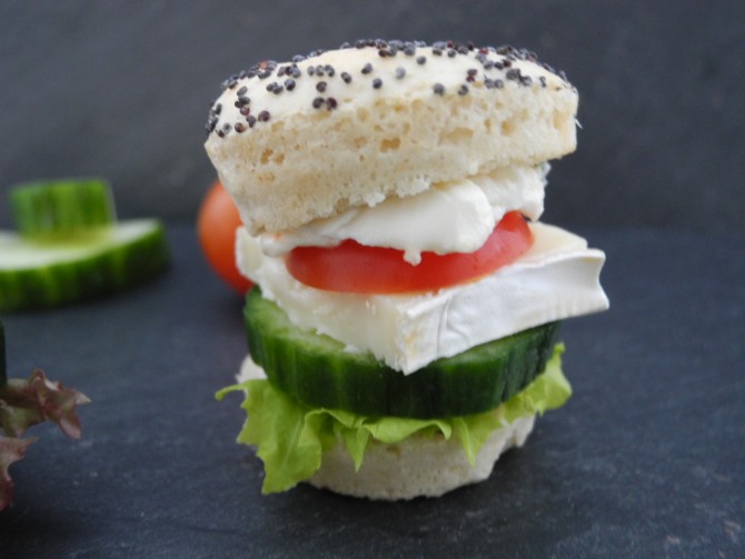 Mini Bagel Brie