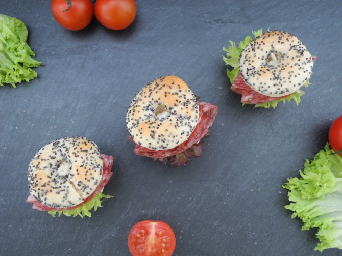 Mini Bagel Salami