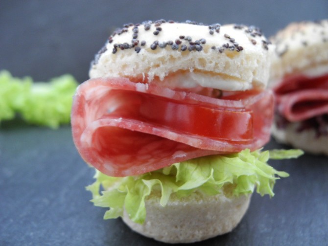 Mini Bagel Salami